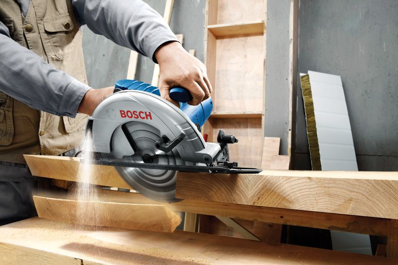 BOSCH GKS 235 CIRCULAR SAW MACHINE 9" - Image 2